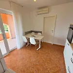 Fuer Max- 5 Personen Mit Terrasse By Interhome * Novi Vinodolski