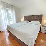 Lejlighed Fuer Max- 5 Personen Mit Terrasse By Interhome Novi Vinodolski