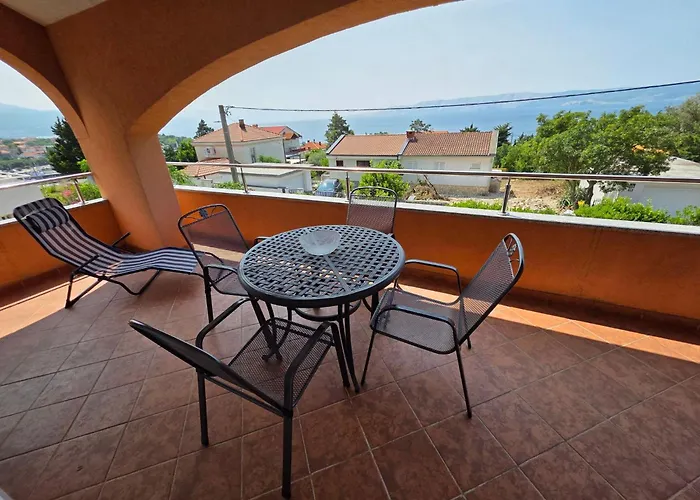 Appartement Fuer Max- 5 Personen Mit Terrasse By Interhome *