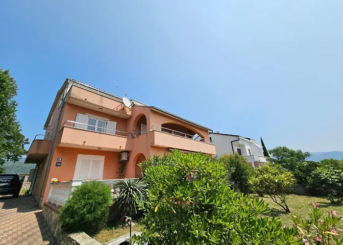 Appartement Fuer Max- 5 Personen Mit Terrasse By Interhome Novi Vinodolski